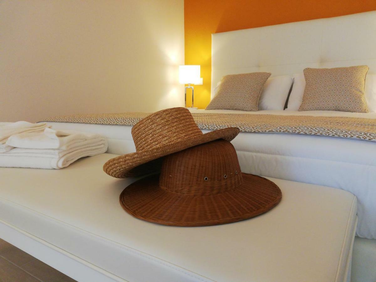 Kaloneiro Guest House Corigliano dʼOtranto Exterior foto