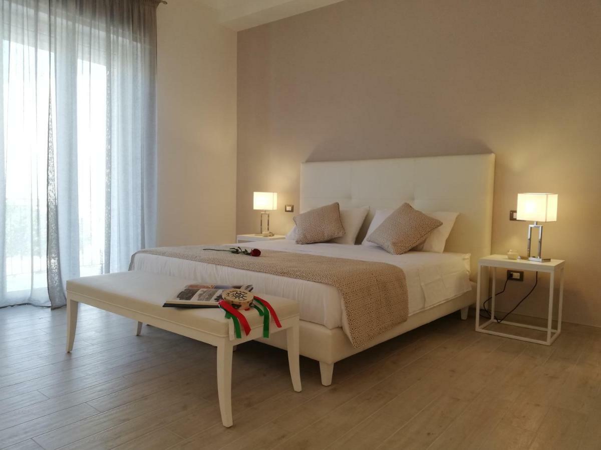 Kaloneiro Guest House Corigliano dʼOtranto Exterior foto